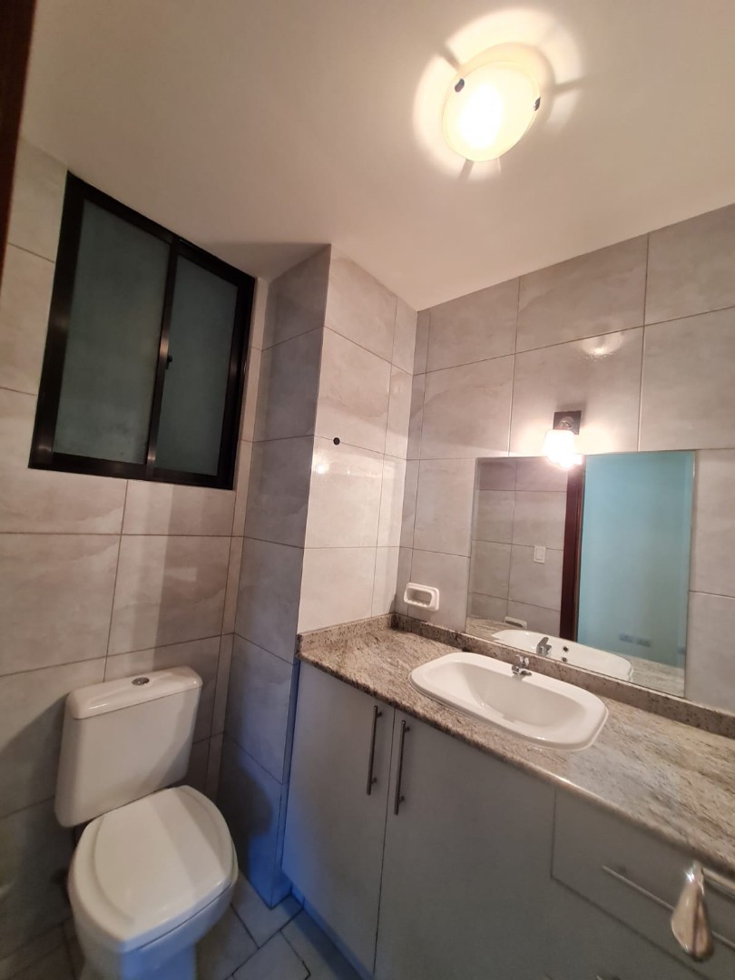 Departamento en VentaObrajes Av. H. Siles Foto 3