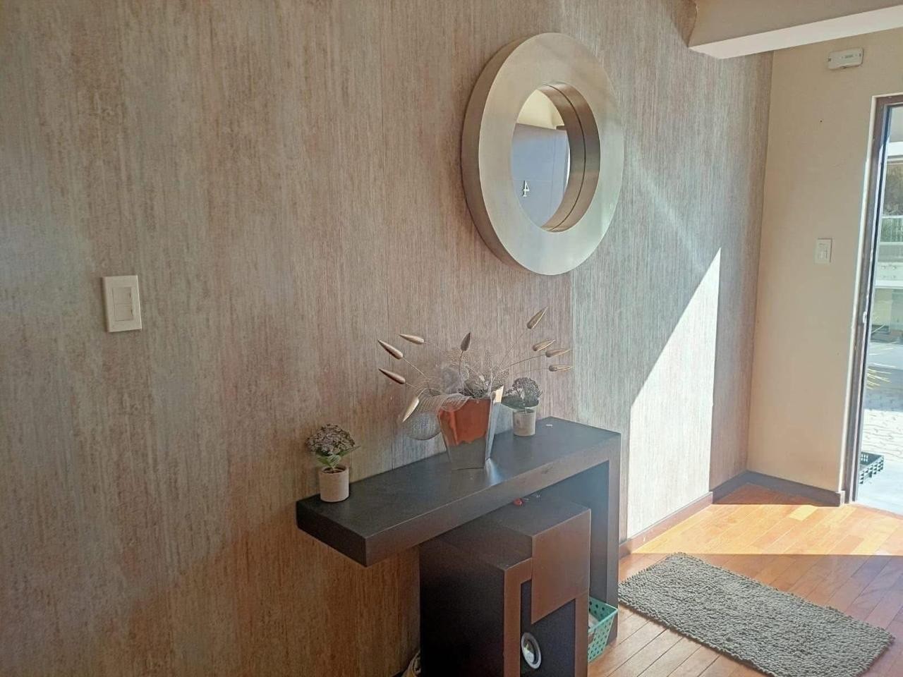 Casa en VentaHermosa casa minimalista en VENTA en Calacoto 3 dormitorios 3 baños 2 parqueos Foto 9