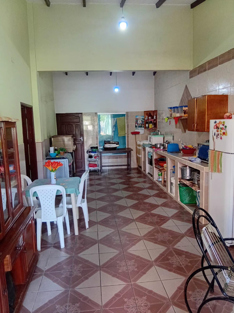 Casa en VentaBarrio el Arenal C/7 #12 6 dormitorios 5 baños 3 parqueos Foto 2