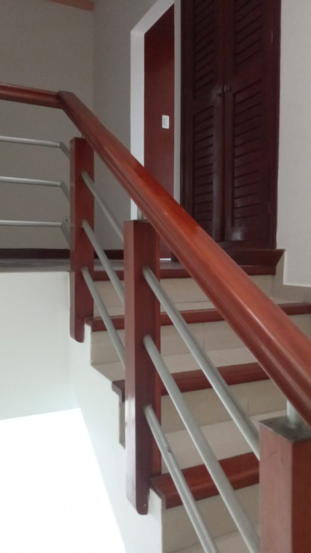 Departamento Cerca Plaza del Estudiante y avenida Mgr Rivero Foto 9