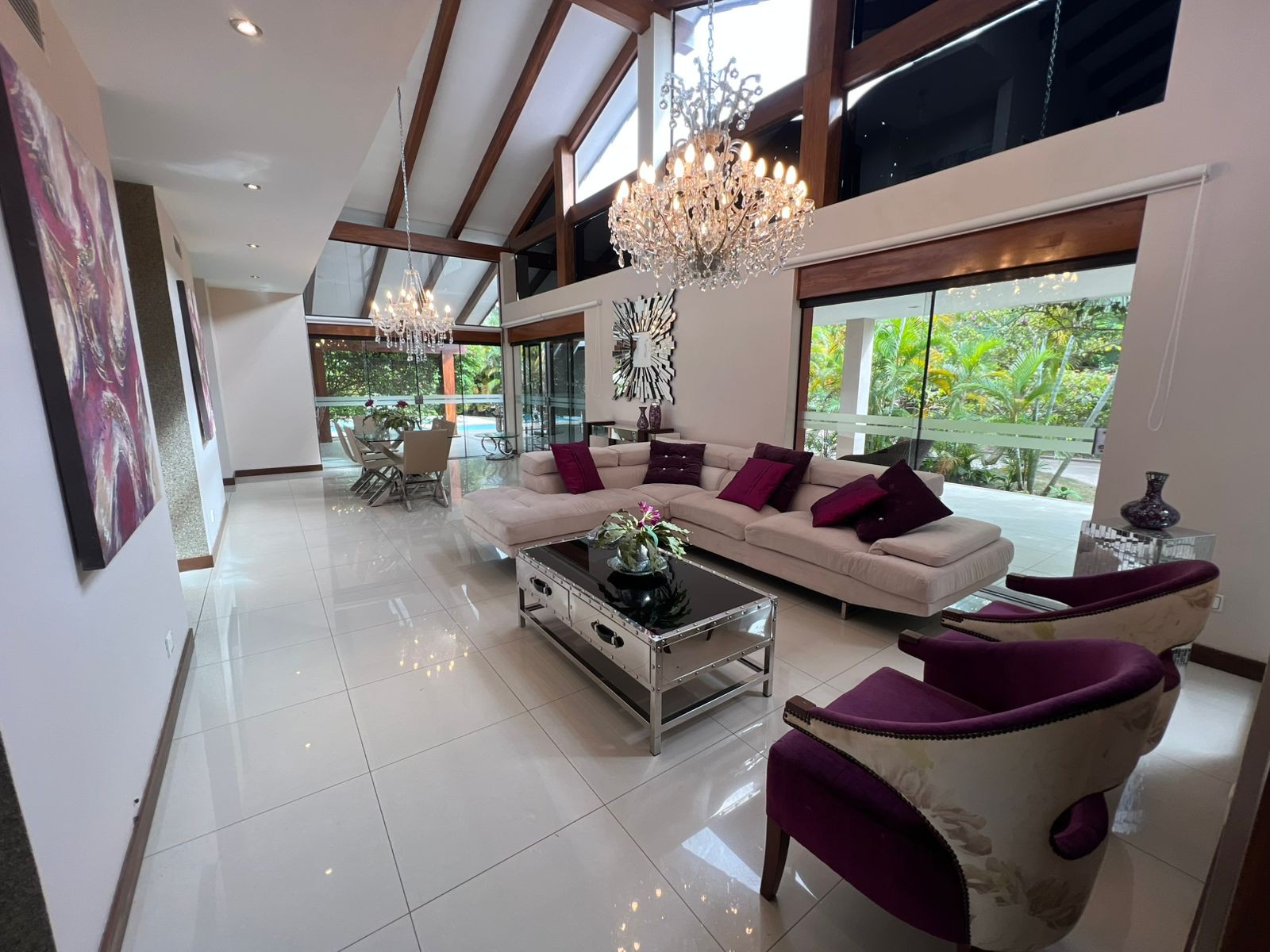 Casa en AlquilerCONDOMINIO JARDINES DEL URUBO I Foto 1