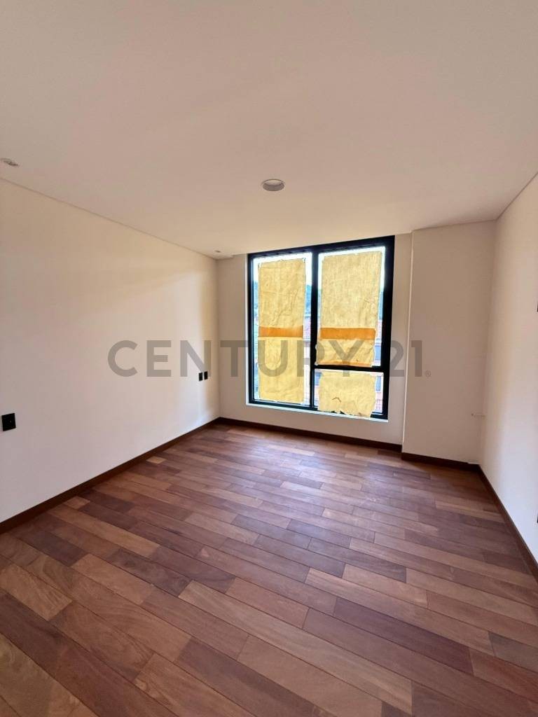 Departamento en Irpavi en La Paz 2 dormitorios 3 baños 1 parqueos Foto 6