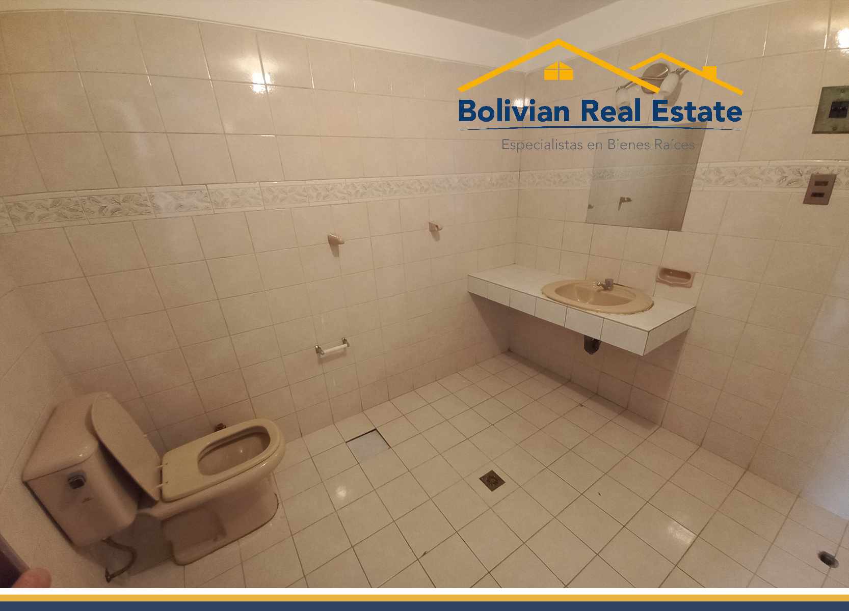 Local comercial en VentaIRPAVI PLAZA LITORAL EN VENTA LOCAL A LA CALLE   2 baños  Foto 5