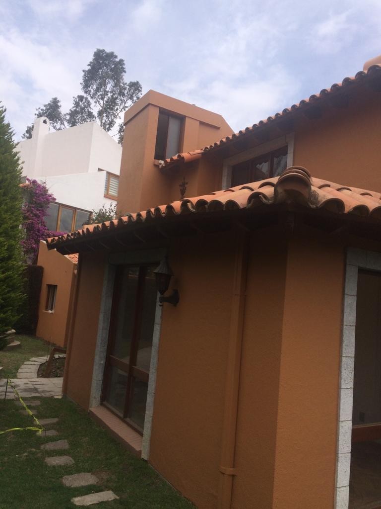 Casa en Achumani en La Paz 3 dormitorios 3 baños 2 parqueos Foto 4