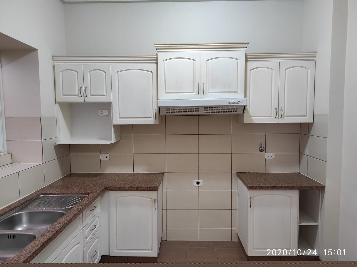 Departamento en Aranjuez en Cochabamba 3 dormitorios 2 baños  Foto 11