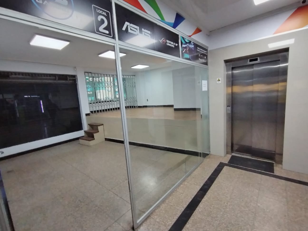 Local comercial en VentaAvenida Calatayud esquina Angelica Azcui zona 