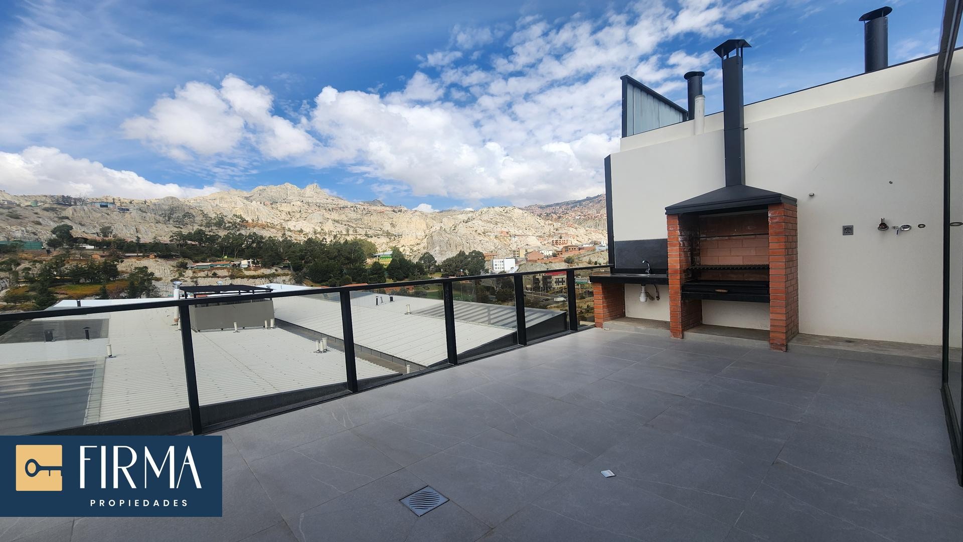 Departamento en Obrajes en La Paz 3 dormitorios 4 baños 1 parqueos Foto 11