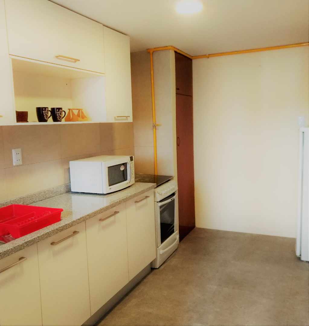 Departamento en AlquilerAv. Arce Edificio Santa Teresa San Jorge (a 1 cuadra de la UMSA) 2 dormitorios 2 baños  Foto 20