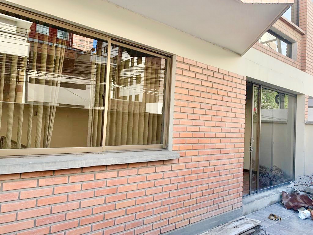 Local comercial LOCAL COMERCIAL EN VENTA, OBRAJES, AVENIDA ORMACHEA Foto 2