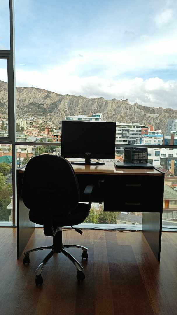 Oficina en Los Pinos en La Paz 1 dormitorios 1 baños  Foto 6