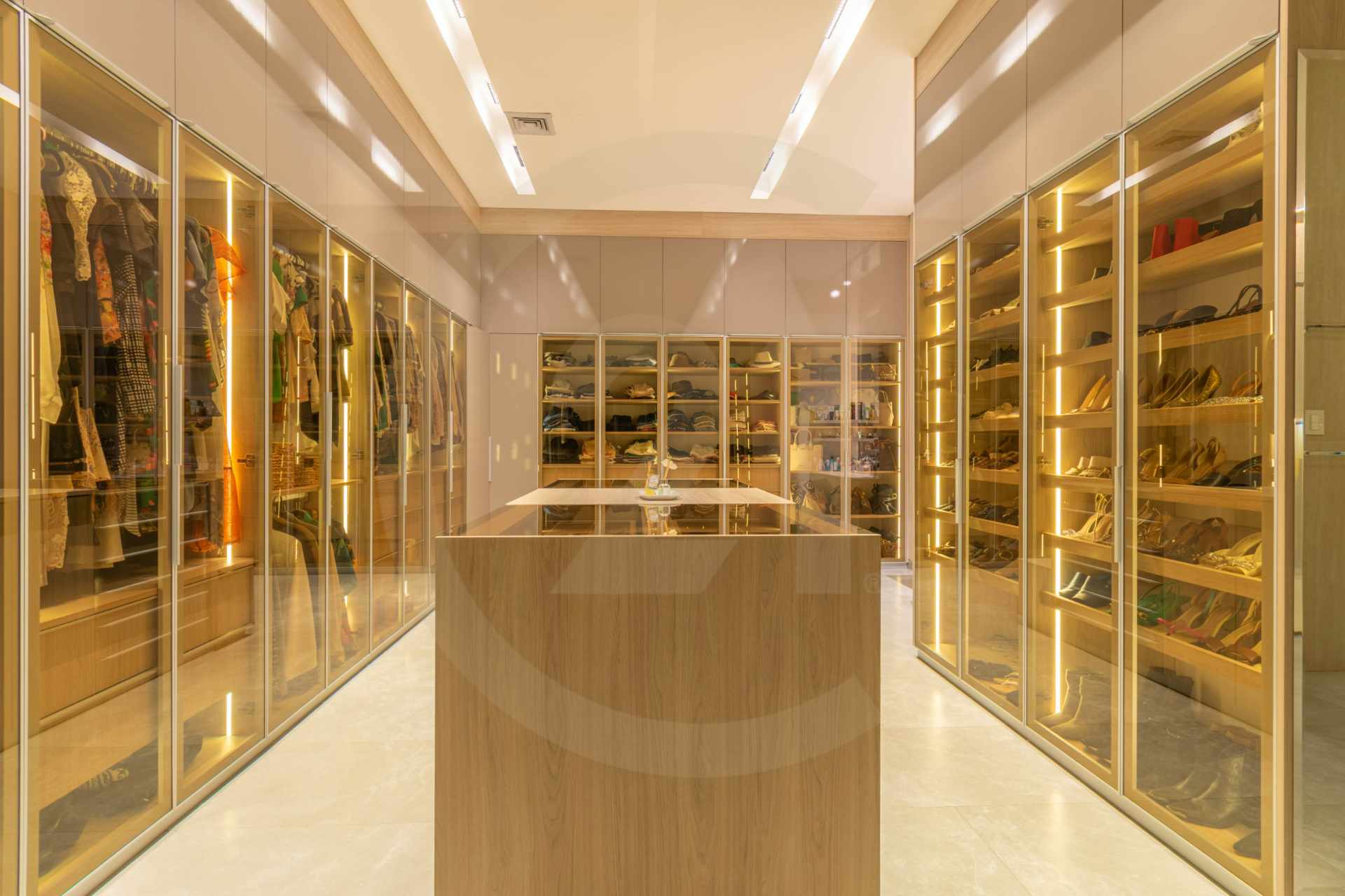 En Venta a $us 2,900,000 Foto 8
