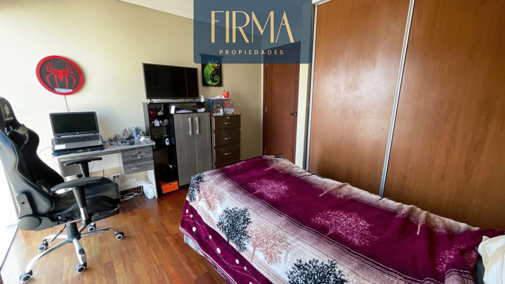 Departamento en VentaDEPARTAMENTO EN VENTA EN OBRAJES - PISO ALTO 3 dormitorios 4 baños 1 parqueos Foto 9