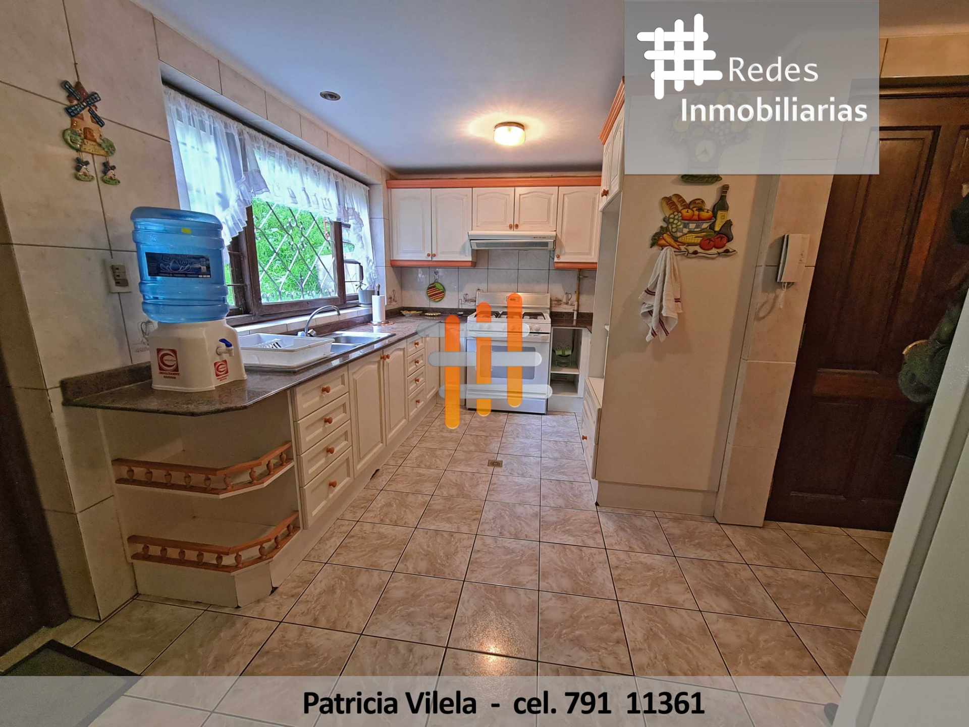 Casa en Achumani en La Paz 4 dormitorios 8 baños 4 parqueos Foto 27