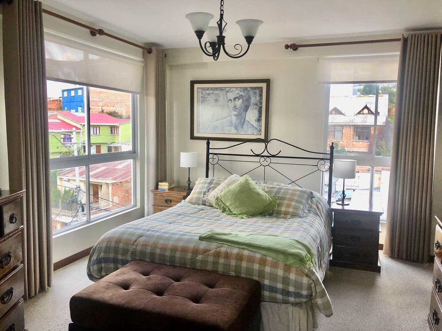 En Alquiler a $us 550 Foto 2