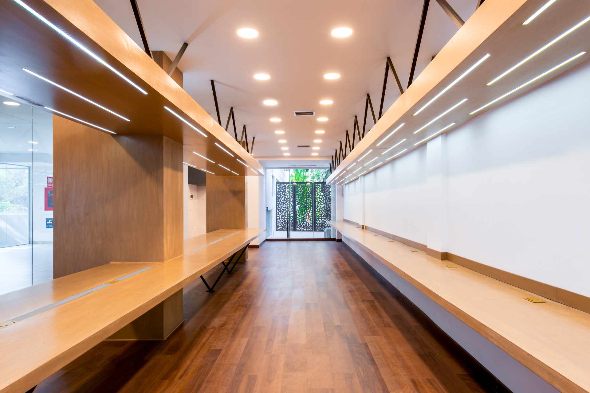 Oficina en AnticréticoEdificio América, Av. América y C. Eudoro Galindo - Zona Norte 2 dormitorios 1 baños  Foto 4