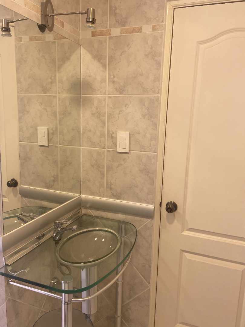 Departamento Av las Violetas #22 Altura calle 31 Foto 24