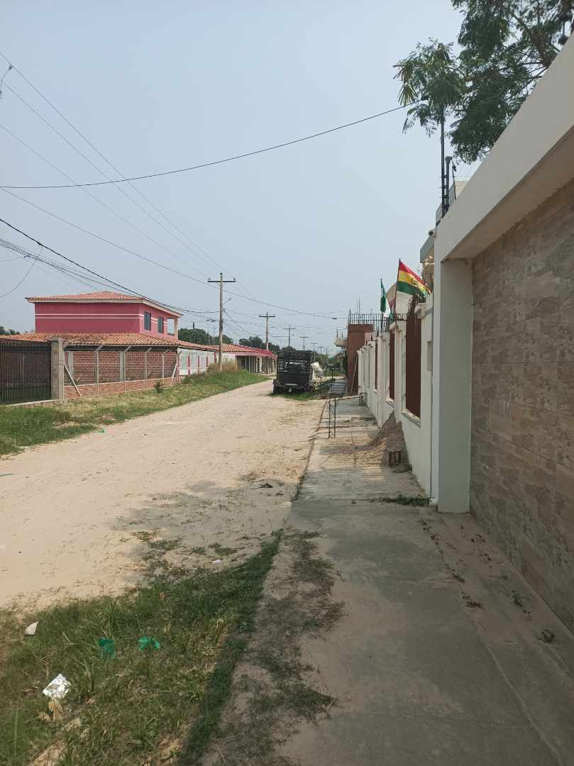 Casa en VentaPortachuelo / Santa Cruz de la Sierra  Foto 3