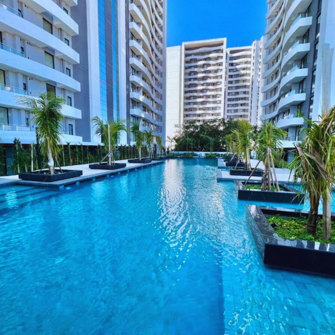 Departamento en Entre 2do y 3er anillo Norte en Santa Cruz de la Sierra 4 dormitorios 3 baños 1 parqueos Foto 17