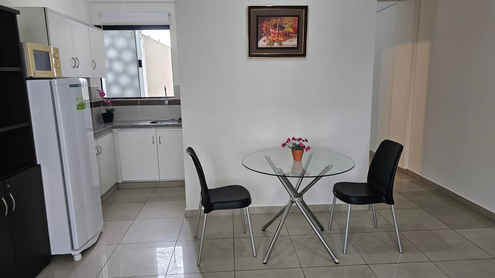 Departamento en Alquiler✨ Equipetrol - 1 dorm a media cuadra del Hotel Los Tajibos Foto 4