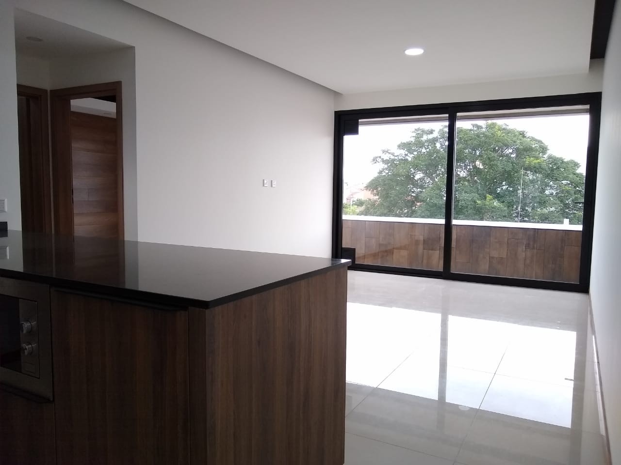 Departamento en AlquilerEquipetrol , edificio Sky plaza Italia ,departamento en Alquiler 2 dormitorios 2 baños 1 parqueos Foto 25