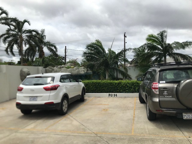 Departamento en Entre 4to y 5to anillo Norte en Santa Cruz de la Sierra 2 dormitorios 2 baños 1 parqueos Foto 16