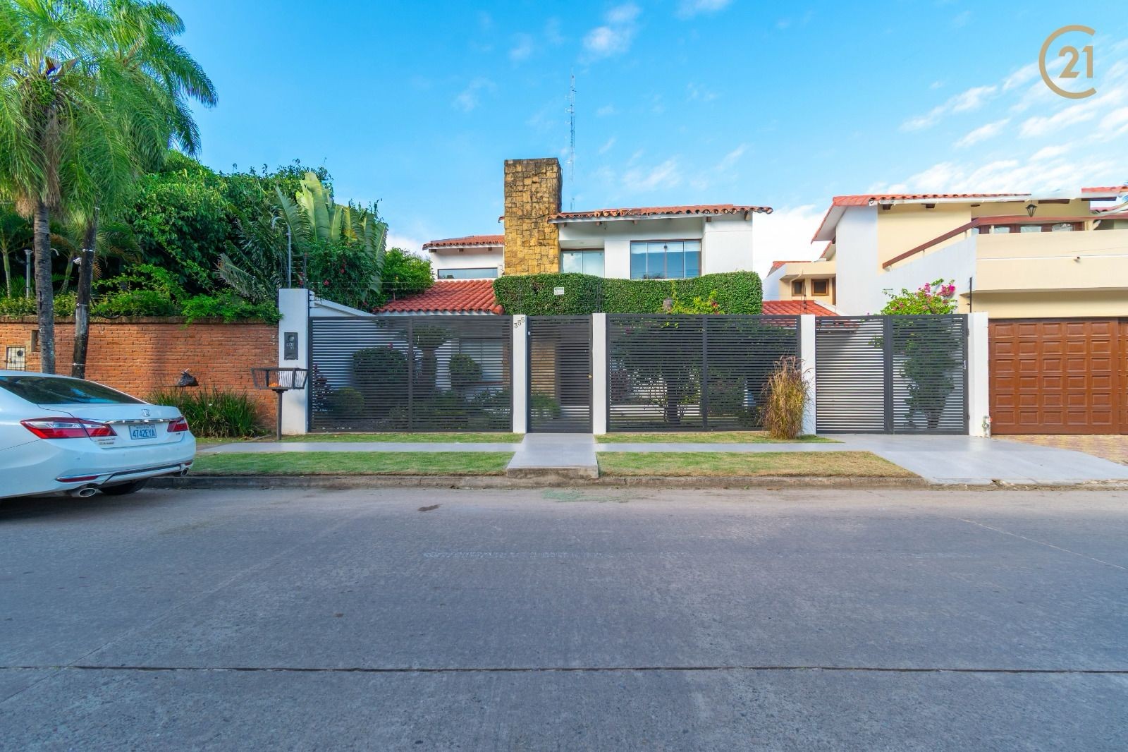 Casa en VentaCASA EN VENTA AV. LA BARRANCA 2do Y 3er ANILLO   Foto 6