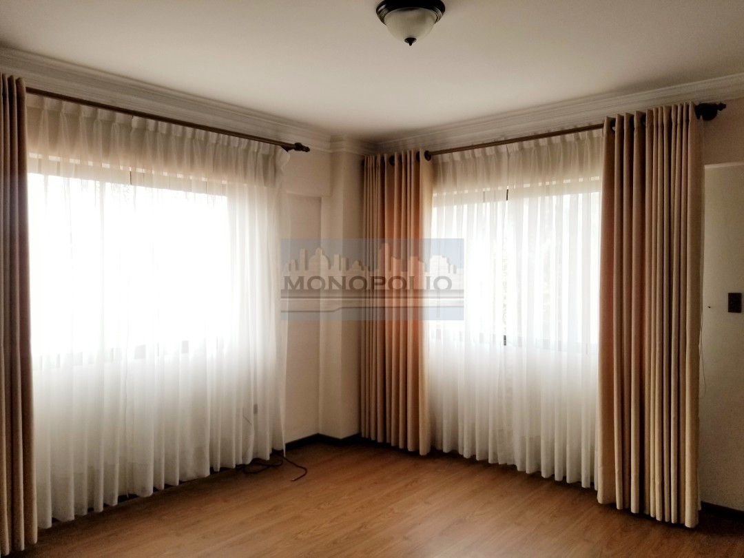 Departamento en VentaInmediaciones plazuela Colon 3 dormitorios 4 baños 1 parqueos Foto 7