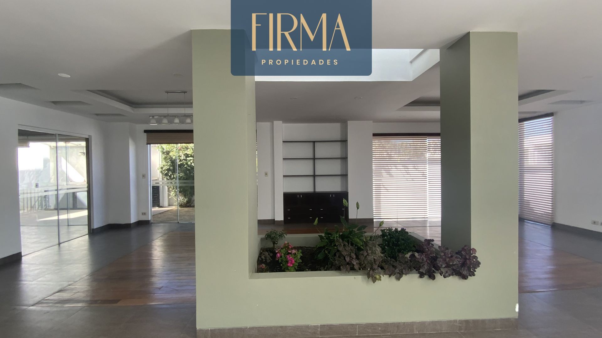 Casa en Achumani en La Paz 3 dormitorios 4 baños 3 parqueos Foto 33