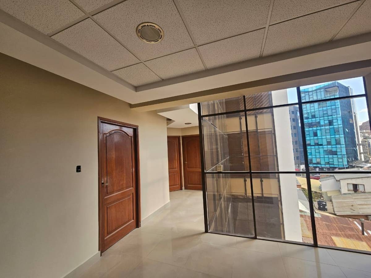 Edificio en San Miguel en La Paz 36 dormitorios 21 baños 7 parqueos Foto 26