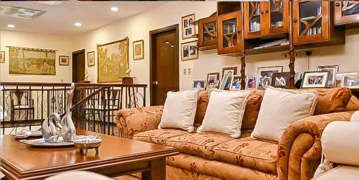 Casa en Río Abajo en La Paz 5 dormitorios 7 baños 4 parqueos Foto 16