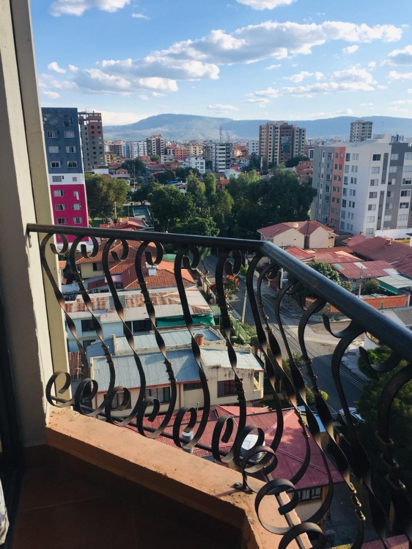 Departamento en Cala Cala en Cochabamba 2 dormitorios 3 baños 1 parqueos Foto 5