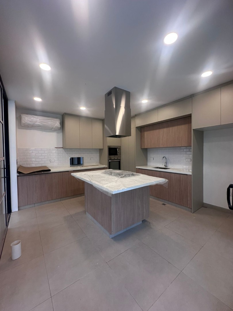 En Venta a $us 360,000 Foto 11