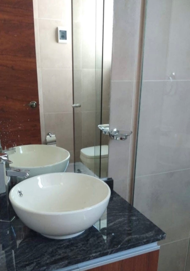 Departamento en Calacoto en La Paz 2 dormitorios 3 baños 1 parqueos Foto 5