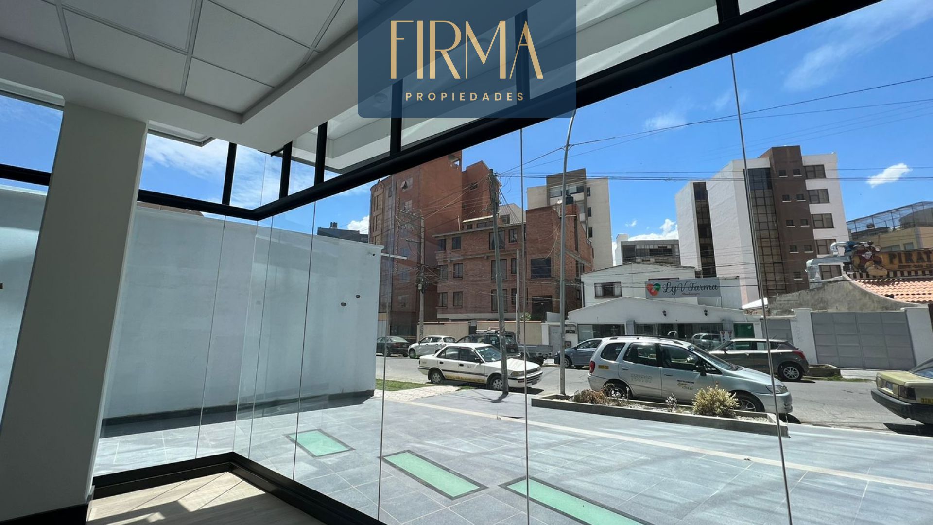 Local comercial ALQUILA  ESTE LOCAL A ESTRENAR EN SAN MIGUEL Foto 12