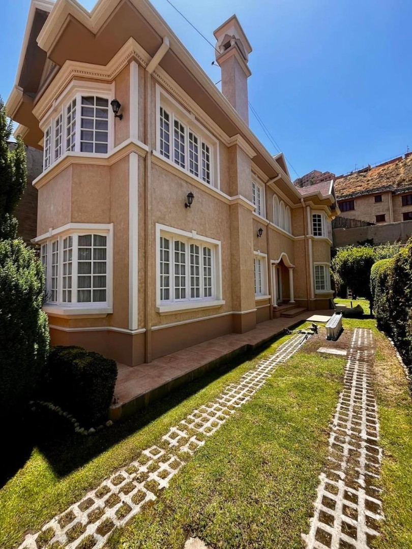 Casa Preciosa CASA EN VENTA – IRPAVI Foto 1