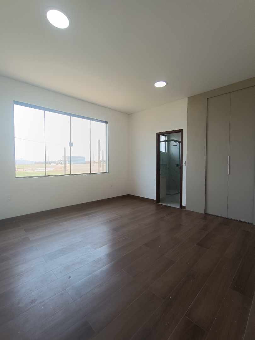 Casa Lomas del Urubó Sur Carretera a Porongo  Foto 11