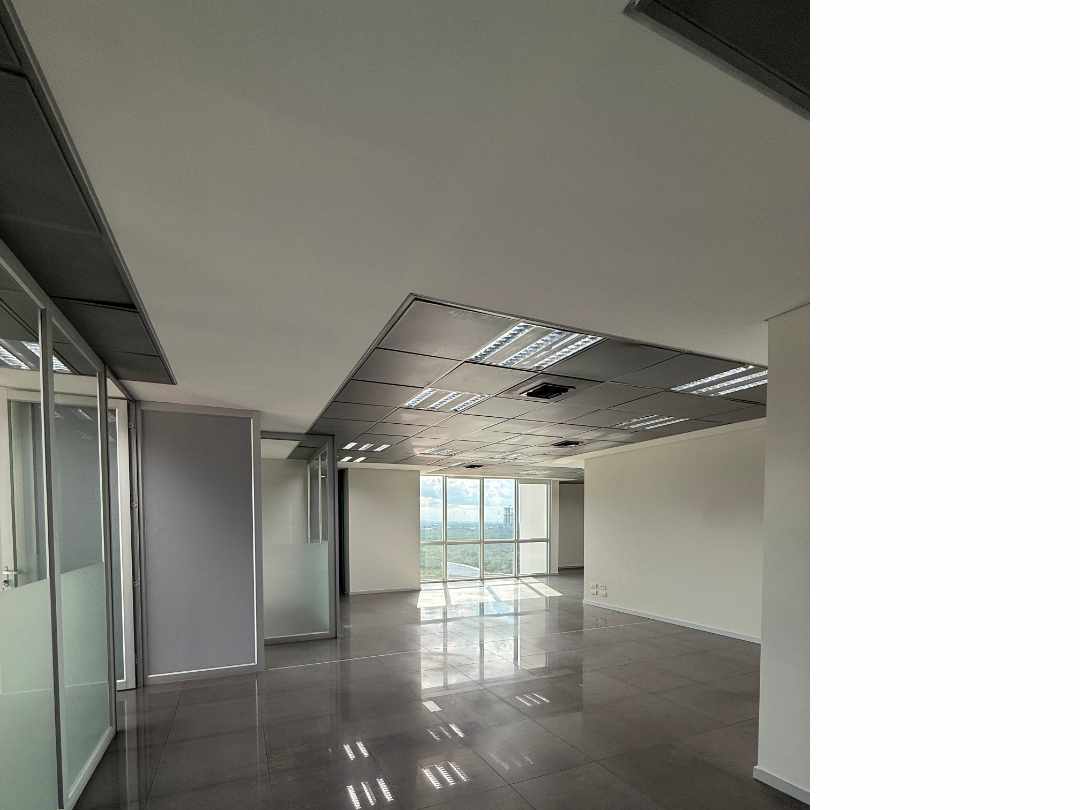 En Alquiler a $us 2,624 Foto 11