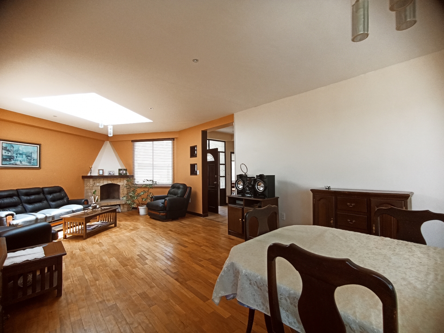 Casa en VentaACHUMANI LOMAS DE ACHUMANI  3 dormitorios 4 baños 2 parqueos Foto 13