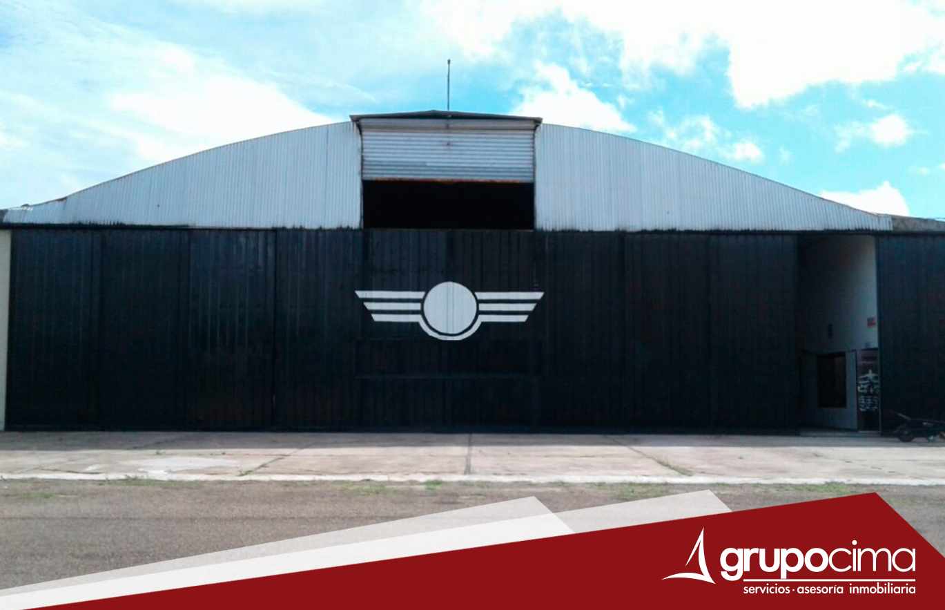 Oficina en VentaZ/ SUR HANGAR AEROPUERTO EL TROMPILLO 10 dormitorios 4 baños 6 parqueos Foto 1