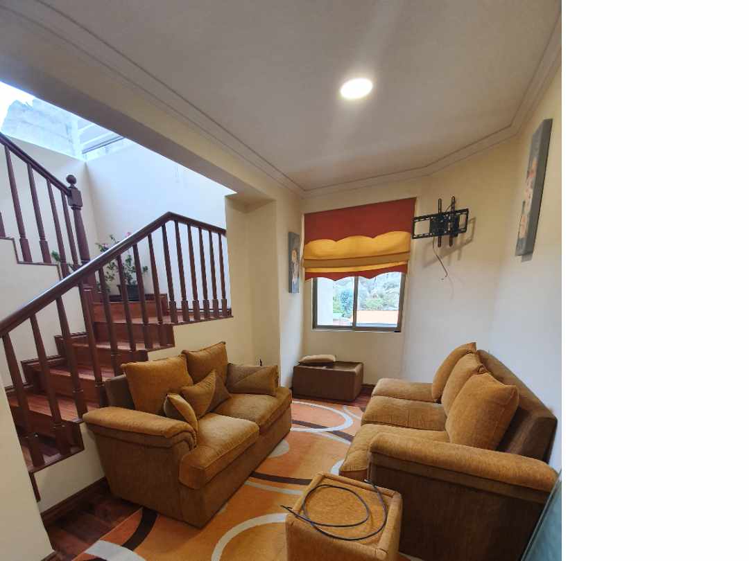 Departamento en AlquilerAchumani 4 dormitorios 5 baños 2 parqueos Foto 8