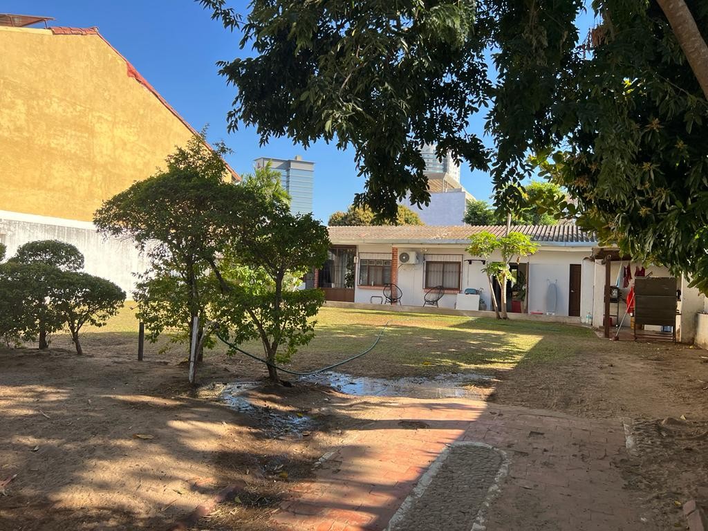 Terreno en Alquiler Equipetrol, calle Los Claveles Foto 2