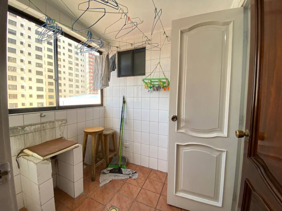 Departamento en San Jorge en La Paz 4 dormitorios 4 baños 1 parqueos Foto 23