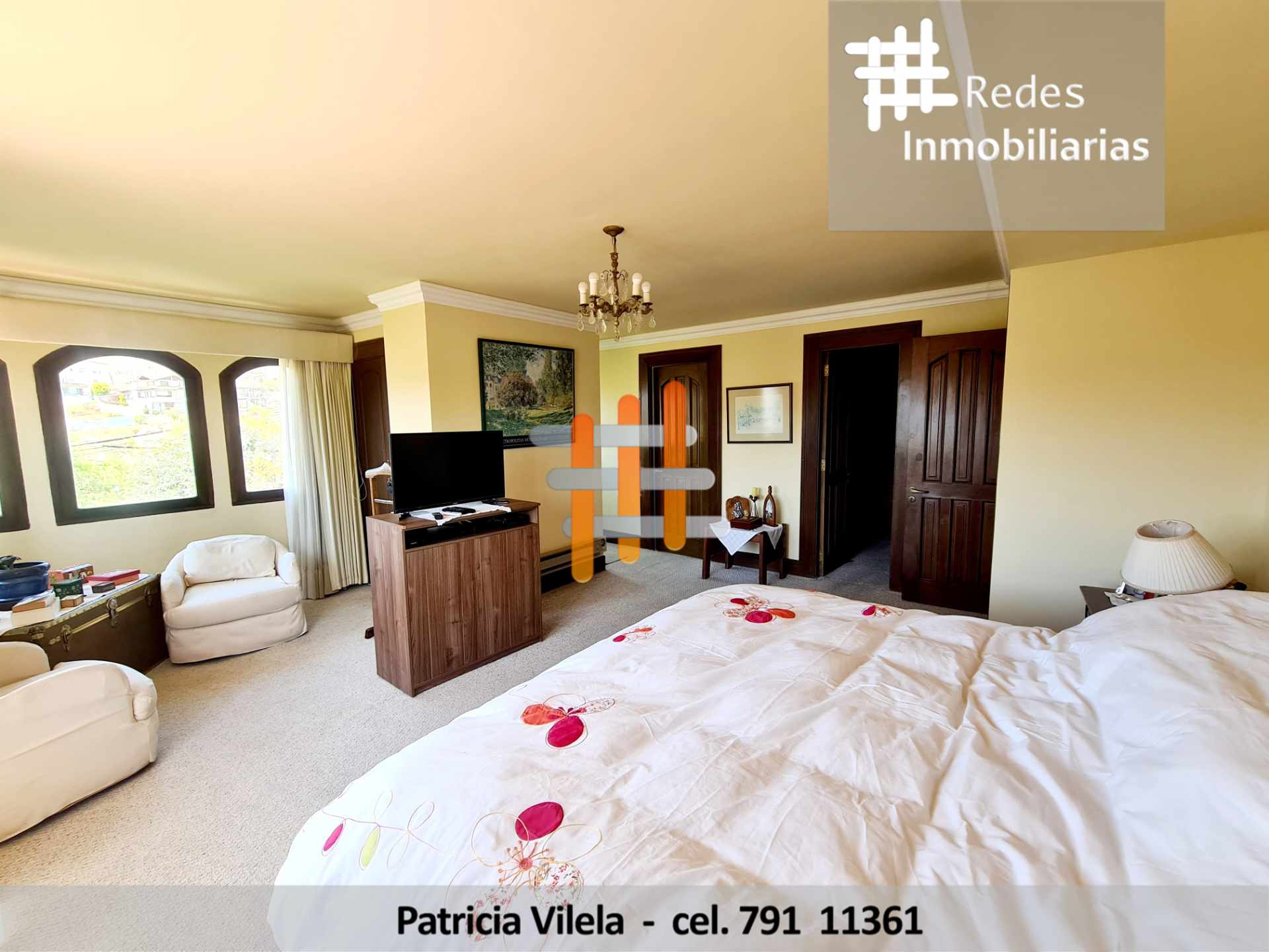 Casa en Achumani en La Paz 4 dormitorios 5 baños 4 parqueos Foto 19