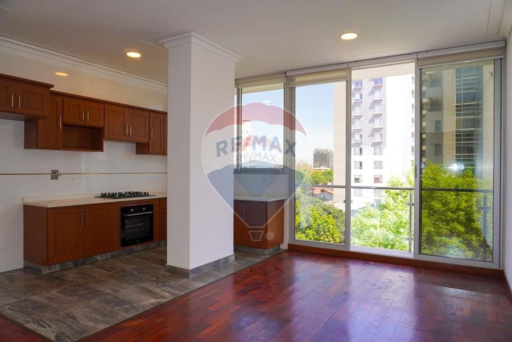 Departamento en Aranjuez en Cochabamba 2 dormitorios 2 baños  Foto 2