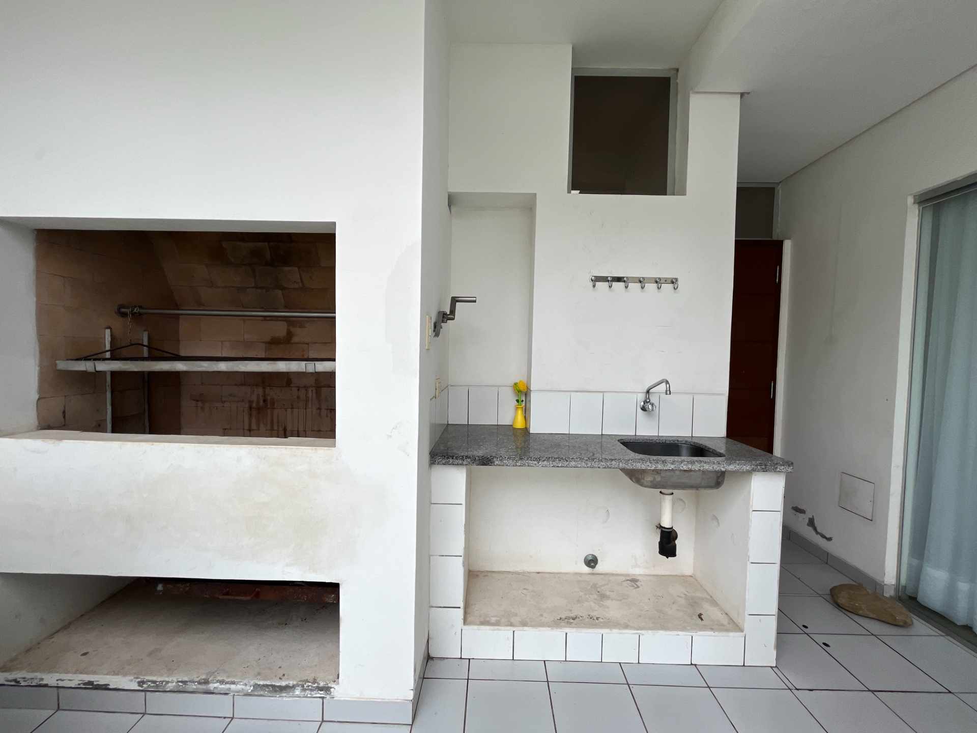 Casa en Entre 3er y 4to anillo Oeste en Santa Cruz de la Sierra 3 dormitorios 3 baños 2 parqueos Foto 16