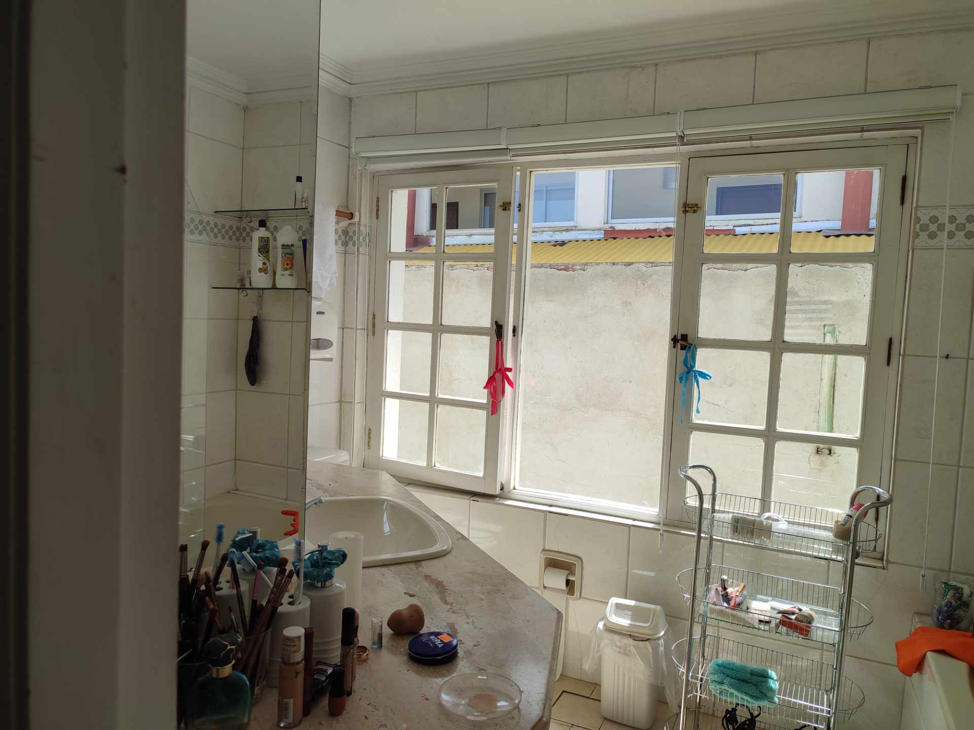 Casa en Los Pinos en La Paz 5 dormitorios 3 baños  Foto 4