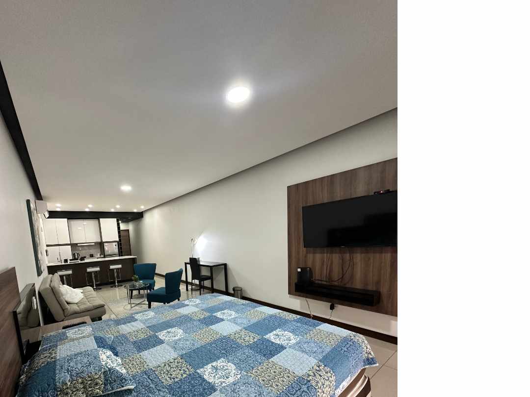 Departamento en Sirari en Santa Cruz de la Sierra 1 dormitorios 1 baños 1 parqueos Foto 8