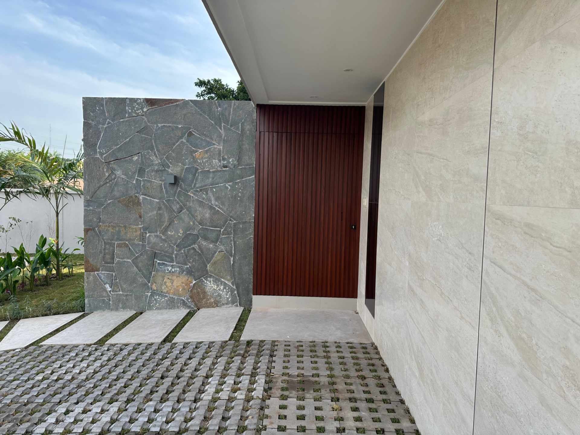 Casa en Urubó en Santa Cruz de la Sierra 4 dormitorios 5 baños 6 parqueos Foto 9