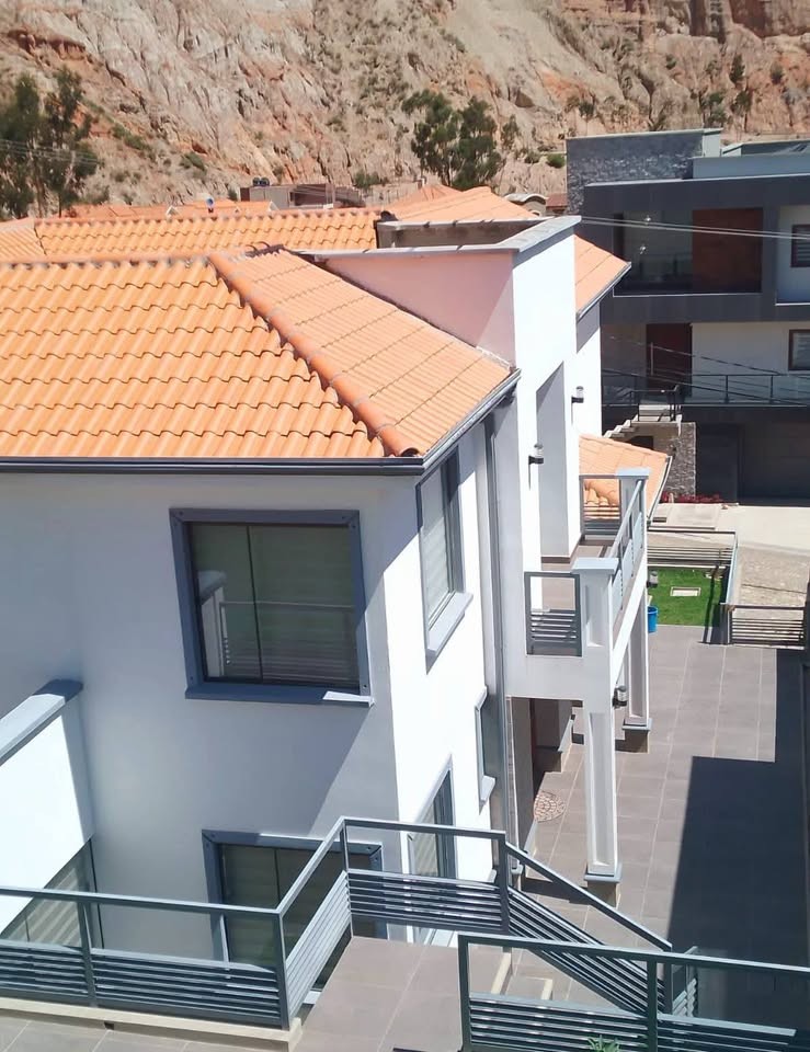 Casa en Aranjuez en La Paz 4 dormitorios 6 baños 2 parqueos Foto 5