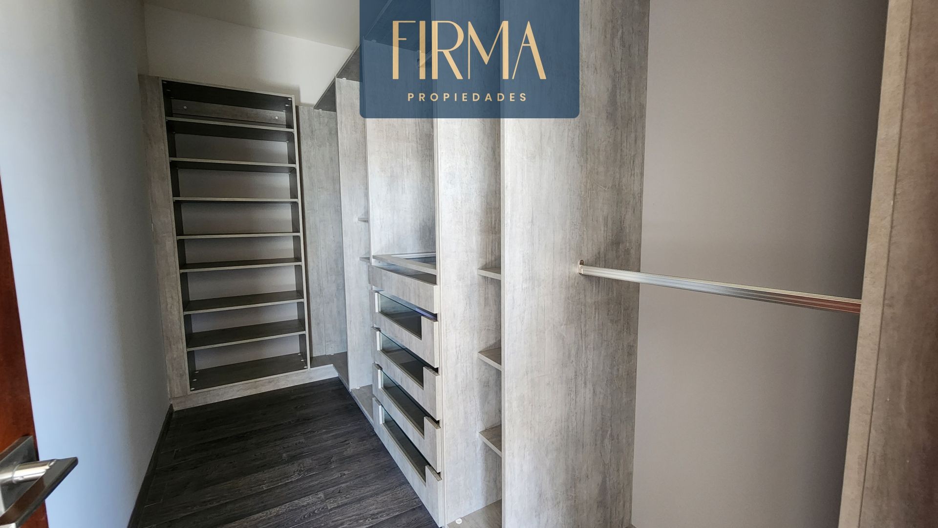 Casa en AlquilerCALACOTO, COSTANERA Foto 30